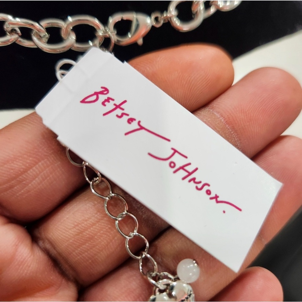 🌷 BETSEY JOHNSON HOP TO IT Tulip pendant statement necklace$Tulip Stud Earrings - Picture 5 of 11